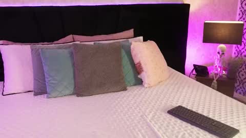 Mariana online show from March 5, 7:10 pm