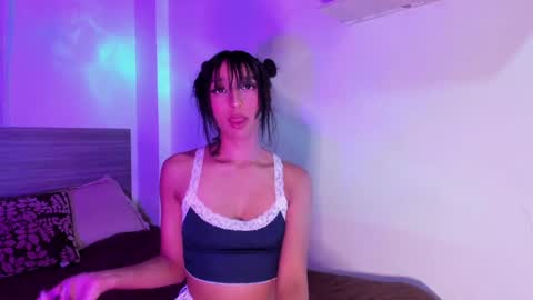 Snapshot of marijaneh chatting on January 6, 10:57 am Luna Dulk online show from January 6, 10:57 am