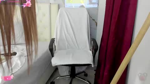 Marilyn online show from February 25, 1:52 am