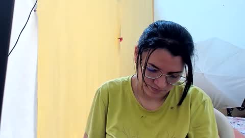 Snapshot of marilyn_garcia chatting on May 23, 3:16 pm MARILYN SEXY online show from May 23, 3:16 pm