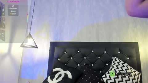 Marilyn  online show from March 28, 11:54 am