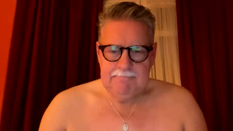 Snapshot of marin50 chatting on October 28, 1:31 am marin50 online show from October 28, 1:31 am