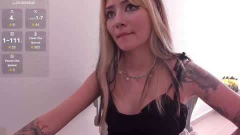 Marin kitoko online show from March 20, 9:19 pm