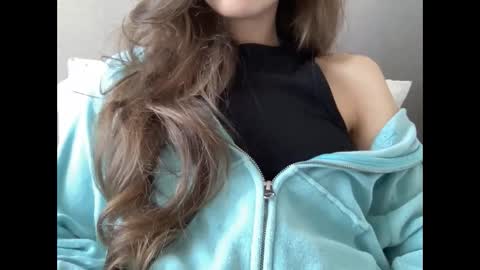 Snapshot of marinalovenow chatting on February 25, 12:03 pm Marina online show from February 25, 12:03 pm