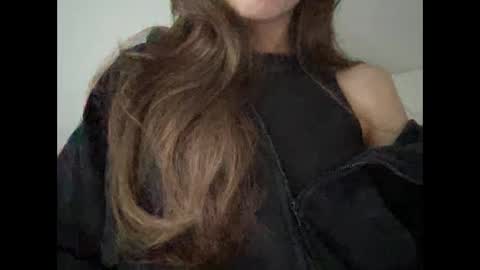 Snapshot of marinalovenow chatting on September 15, 5:29 am Marina online show from September 15, 5:29 am