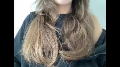 Snapshot of marinalovenow chatting on September 17, 9:33 am Marina online show from September 17, 9:33 am
