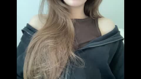 Snapshot of marinalovenow chatting on October 21, 6:25 am Marina online show from October 21, 6:25 am