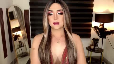 Snapshot of marinamorets chatting on December 19, 3:41 pm marina online show from December 19, 3:41 pm