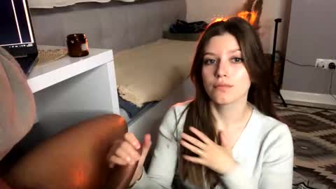 Snapshot of marinaxmonroe chatting on October 20, 5:57 pm MarinaxMonroe online show from October 20, 5:57 pm