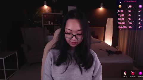 Marine  online show from October 3, 2:25 pm