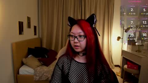 Marine  online show from April 7, 2:06 pm