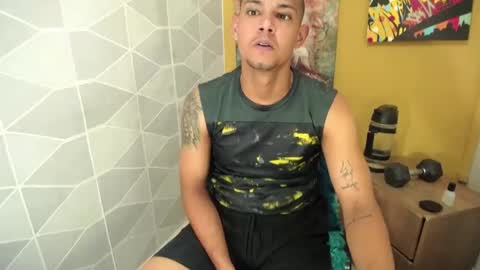 Snapshot of mariogpz chatting on February 28, 2:56 am MAarioChams online show from February 28, 2:56 am