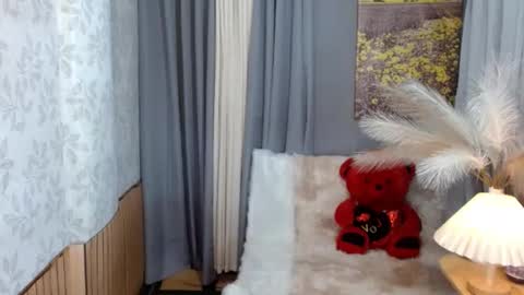 LEAH online show from December 23, 1:58 am