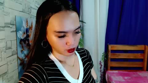 Snapshot of marishkafoxx chatting on June 10, 7:13 pm marishka online show from June 10, 7:13 pm