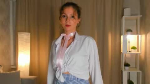 Molly online show from October 12, 6:07 pm