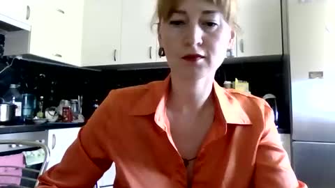 mariza_love359092 online show from April 13, 12:43 pm