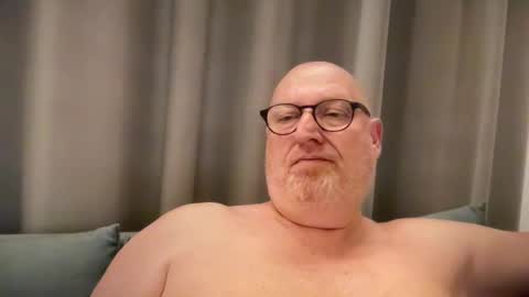Snapshot of mark1963sub chatting on January 6, 4:44 pm Mark online show from January 6, 4:44 pm