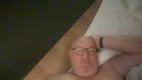 Snapshot of mark1963sub chatting on January 30, 7:15 pm Mark online show from January 30, 7:15 pm