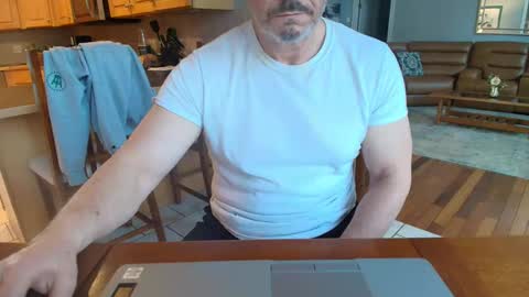 Snapshot of mark48130 chatting on March 8, 1:03 pm Mark online show from March 8, 1:03 pm