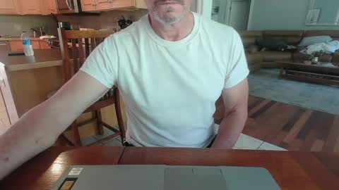 Snapshot of mark48130 chatting on October 6, 6:38 pm Mark online show from October 6, 6:38 pm