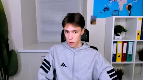 Mark online show from October 17, 3:25 pm