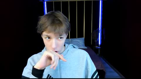 Mark online show from January 12, 3:06 pm