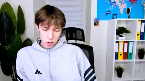 Mark online show from February 6, 11:02 am