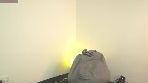 mark_broown_ online show from April 8, 7:58 pm