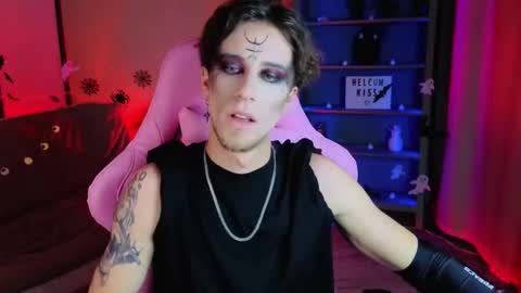 mark_caron online show from October 30, 9:26 pm