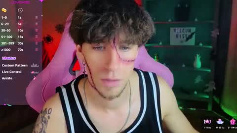 mark_caron online show from October 31, 8:32 pm