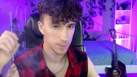 mark_caron online show from December 2, 8:26 pm