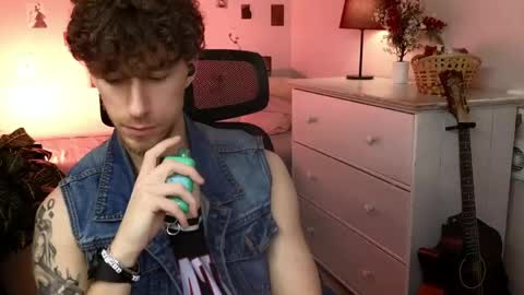 mark_caron online show from April 16, 8:09 pm