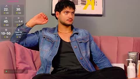 mark_evans1_ online show from May 27, 8:06 pm