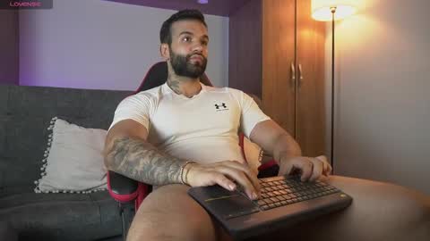 Mark online show from February 19, 11:12 pm