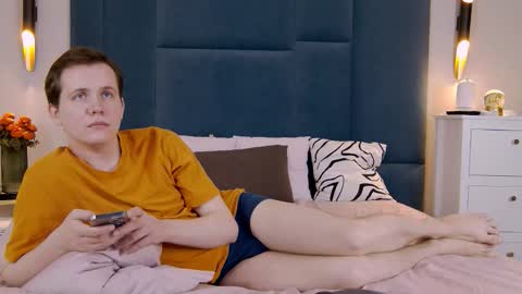 Mark online show from March 20, 10:42 am