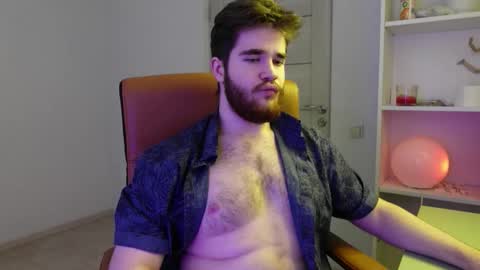 MARK MAXIM online show from November 15, 2:02 pm