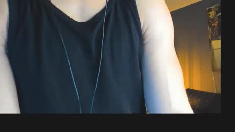 Snapshot of mark_piers chatting on November 30, 6:39 am mark online show from November 30, 6:39 am