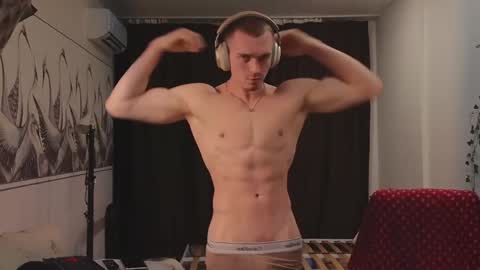 Mark online show from December 30, 12:52 pm