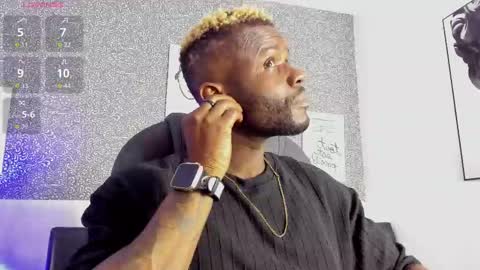 Snapshot of mark_vega chatting on February 22, 7:12 pm Mark online show from February 22, 7:12 pm