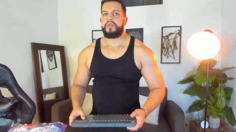 mark_x23 online show from March 8, 2:04 am