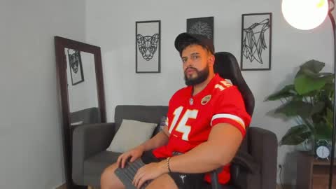 mark_x23 online show from April 11, 4:28 am