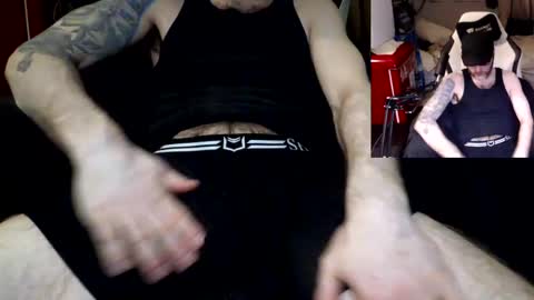 Snapshot of markass87 chatting on April 2, 1:20 pm markass87 online show from April 2, 1:20 pm