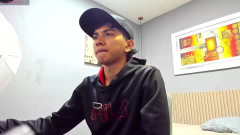 markbowie online show from September 30, 11:26 am