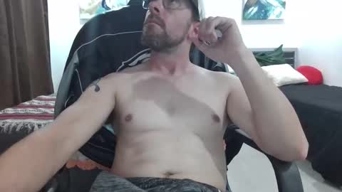 Snapshot of markbwcusmc chatting on February 17, 3:47 am markbwcusmc online show from February 17, 3:47 am