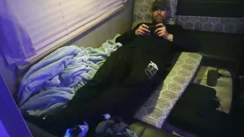 Snapshot of markjomes chatting on January 15, 11:04 am Mark Jomes online show from January 15, 11:04 am