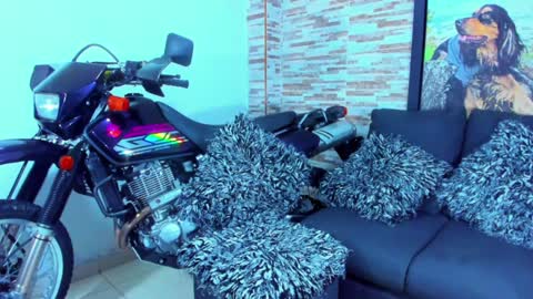 Sebastian online show from December 8, 5:18 am