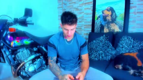 Sebastian online show from February 9, 7:09 pm