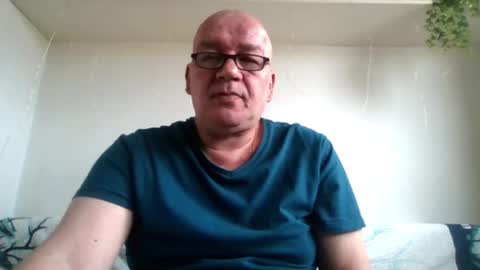 Snapshot of markolub chatting on March 1, 10:45 am Marko online show from March 1, 10:45 am