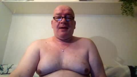 Snapshot of markolub chatting on March 2, 10:38 pm Marko online show from March 2, 10:38 pm