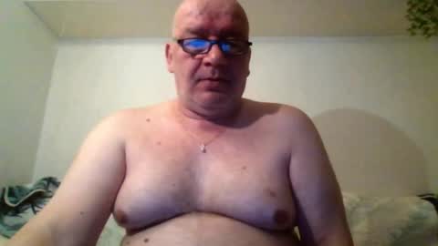 Snapshot of markolub chatting on March 4, 9:11 pm Marko online show from March 4, 9:11 pm